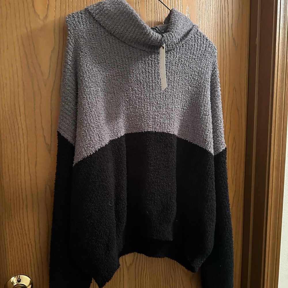 Cozy Two-Tone Gray and Black Sweater
